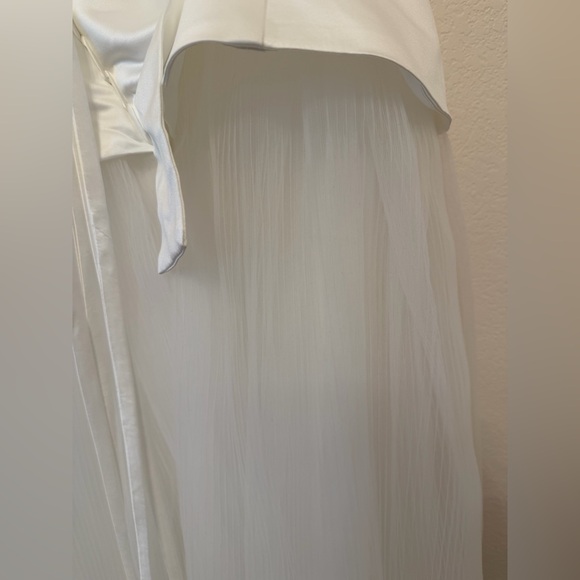 Peplum Wedding Dress w/ Pleated Tulle Skirt - Picture 4 of 6